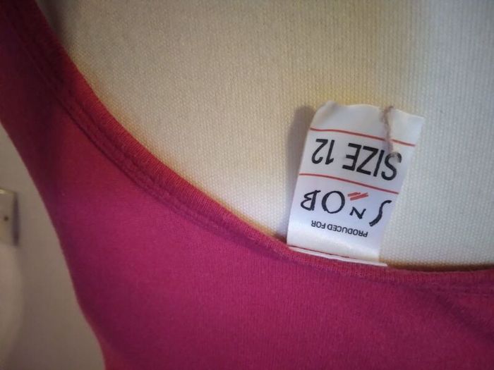 Stretch Dress,figure hugging.Size 12 Brand New.