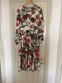 Baum und Pferdgarten Dress