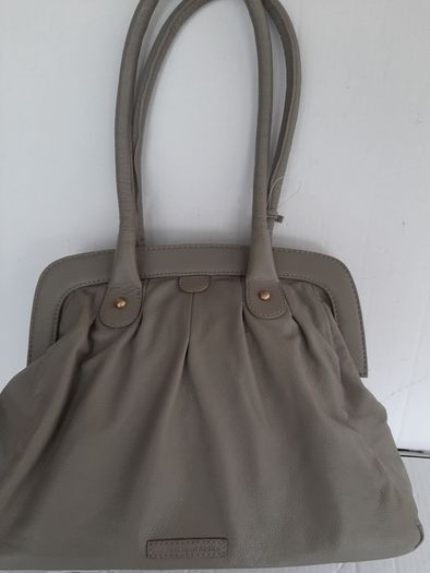 New  large Rocha John Rocha leather handbag &Leather gloves