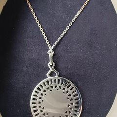 links london necklace. Elegant.