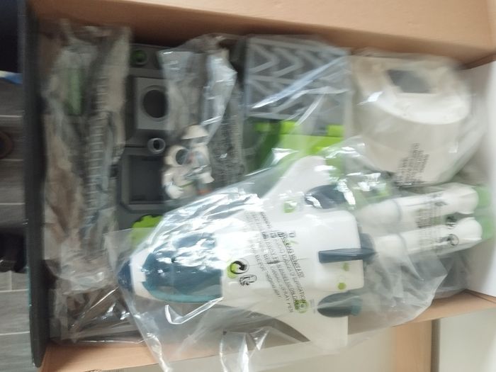 Like new Big Space Exploring Rocket Launch Playset  with Smoke Effects