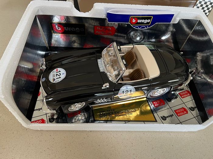 Mille Miglia Burago Model Car Scale 1/18