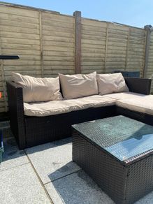 Garden furniture set