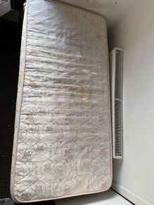 Single mattress