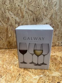 Galway Irish Crystal Erne Wine set