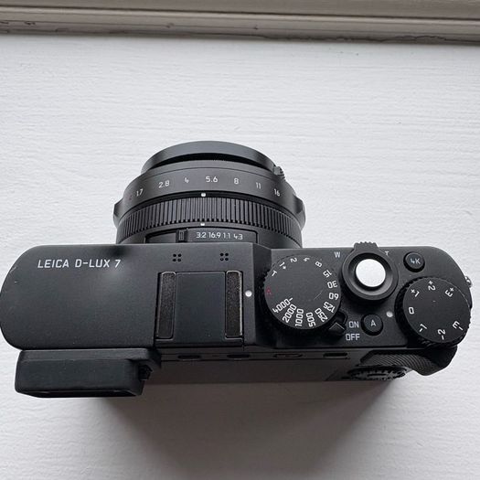 Leica D-Lux 7 Digital Camera