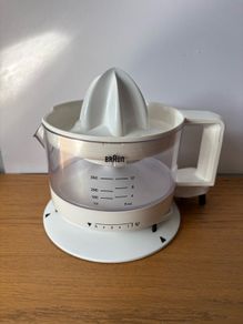 Braun citrus juicer
