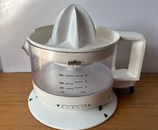 Braun citrus juicer
