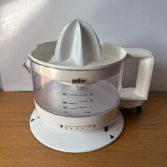 Braun citrus juicer