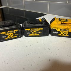Dewalt 18V Batteries & Charger