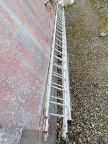 Heavy Extendable Ladder