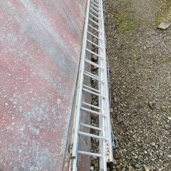 Heavy Extendable Ladder