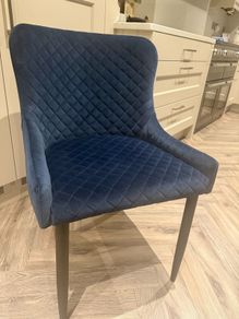 Set of 4 Navy Blue Velvet Dining Chairs