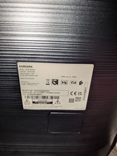Samsung 32" smart tv