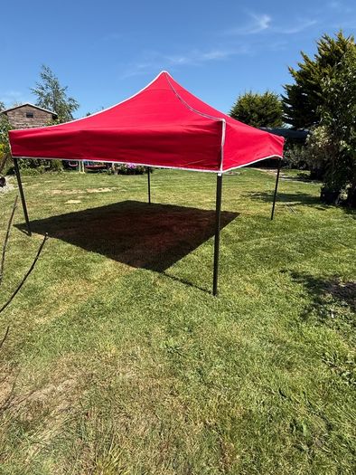 3x3 pop up gazebo as new