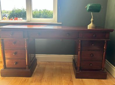 Mahogany bedroom suite