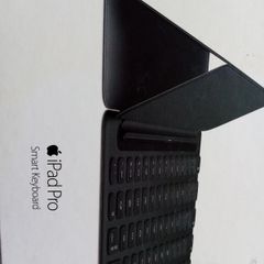 Apple Smart Keyboard for iPad Pro 9.7