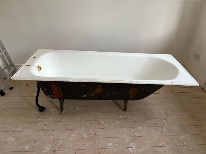 Solid Cast Iron Bath - FREE