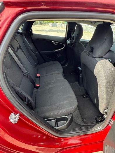 2015 Volvo V40 & 9months WARRANTY & 53k KM