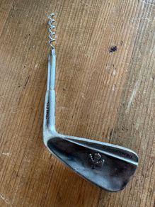 Golf club corkscrew