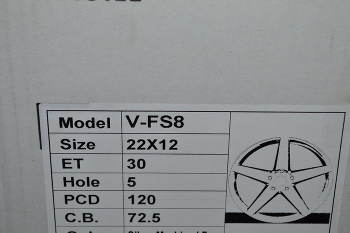 Veemann V-FS8 Alloy Wheel New 22-inch