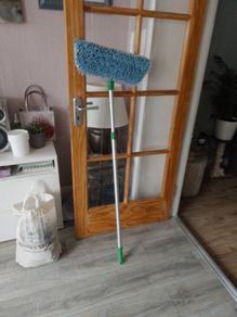 Floor cleaning