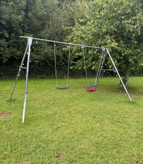 Garden swing