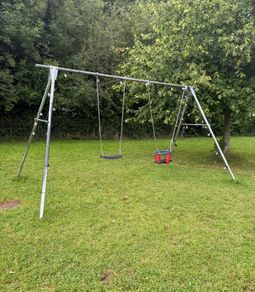 Garden swing