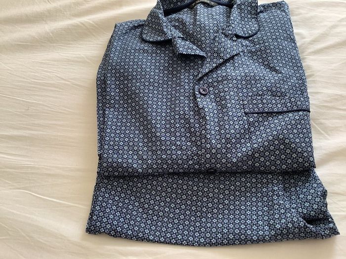 New mensP J