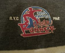 NYC "Urban Runner" Scarf