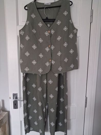 CoOrd Set - Trousers Waistcoat - Sage Green - UK 12 - Cotton Linen mix