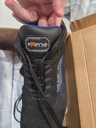 Safety shoes