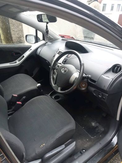 2006 yaris