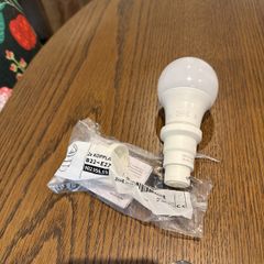 IKEA E27 LED Bulb and B22 E27 Converters