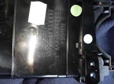 cup holder for auris 2010