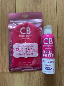 Cocoa Brown Vegan Self Tan Oil and Tanning mitt