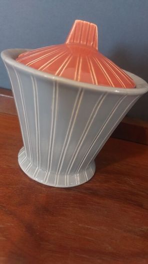 Fabulous Pair of Vintage Art Deco Style Mid Century SylvaC Lidded Preserves Pots Shape Number 2172, in Fabulous 50s Colourways, Priced at E30 Each, or E55 for the Pair