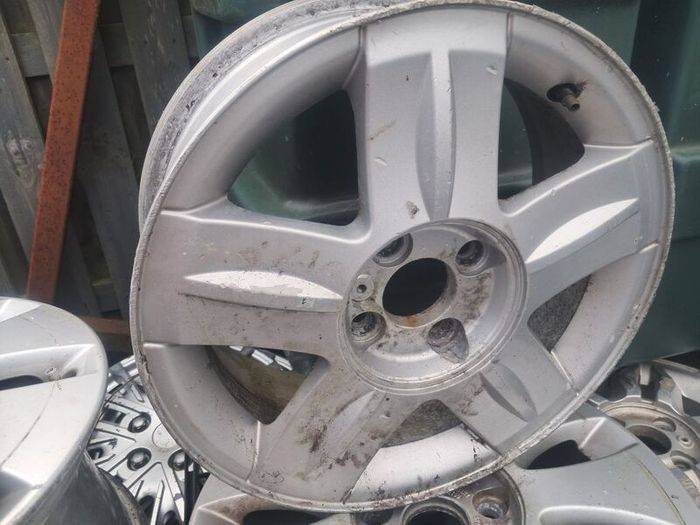 clios for parts