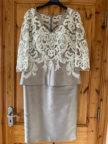 Mother of the bride veni infantino size 14