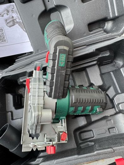 Cordless 12V Circular Saw