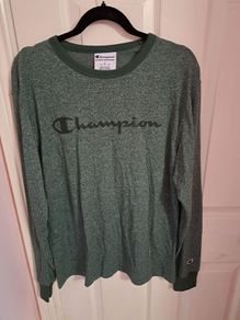 Champion long sleeve t-shirt