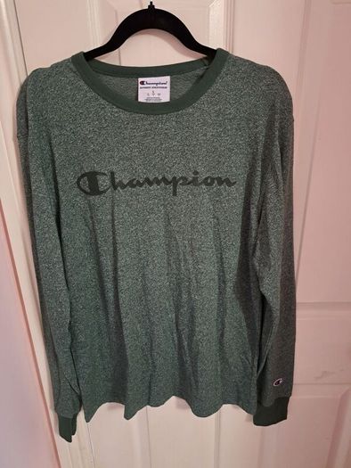 Champion long sleeve t-shirt