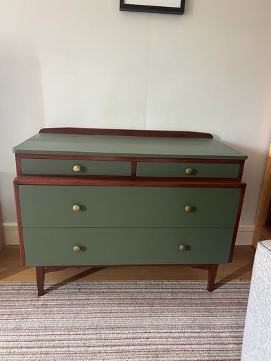 Mid centuryStyle dresser / sideboard