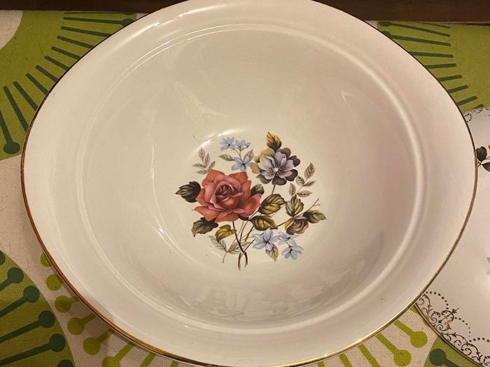 Arklow Pottery taurine, two for forty euros