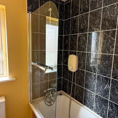Bath + body frame glass