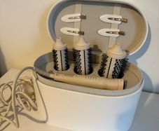 Voduz X Perrie Sian 3-in-1 Hot Brush