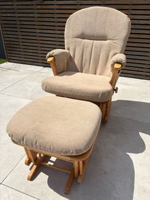 Nursing Rocking Chair with Footstool - Mamas & Papas / Dutalier