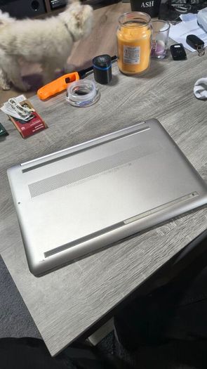 HP Laptop / 12gb / Ryzen 3 / 256gb