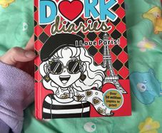 Dork diaries I love Paris Book