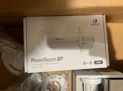 Pair of Ubiquiti PowerBeam M5 PBE-M5-300 Antennas - Unused